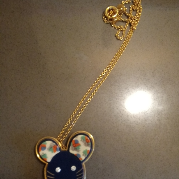 Marc Jacobs Mouse Necklace Pin. - Picture 4 of 4